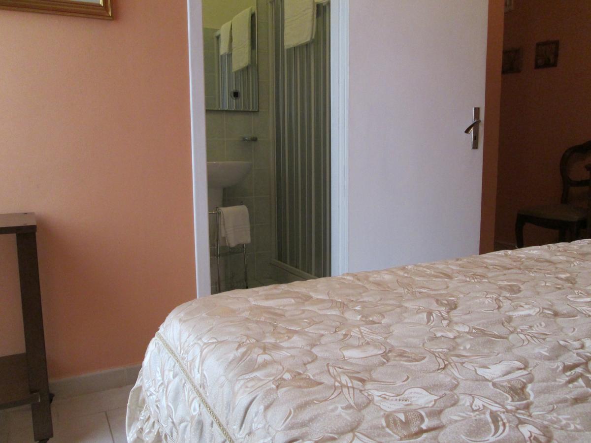 بيومبينوا B&B Regina Margherita الغرفة الصورة